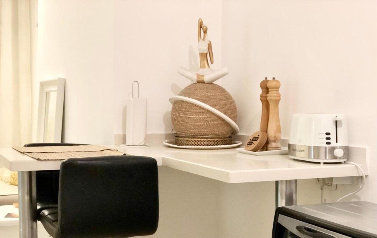 Stylish Tel Aviv Apartment Bagian luar foto