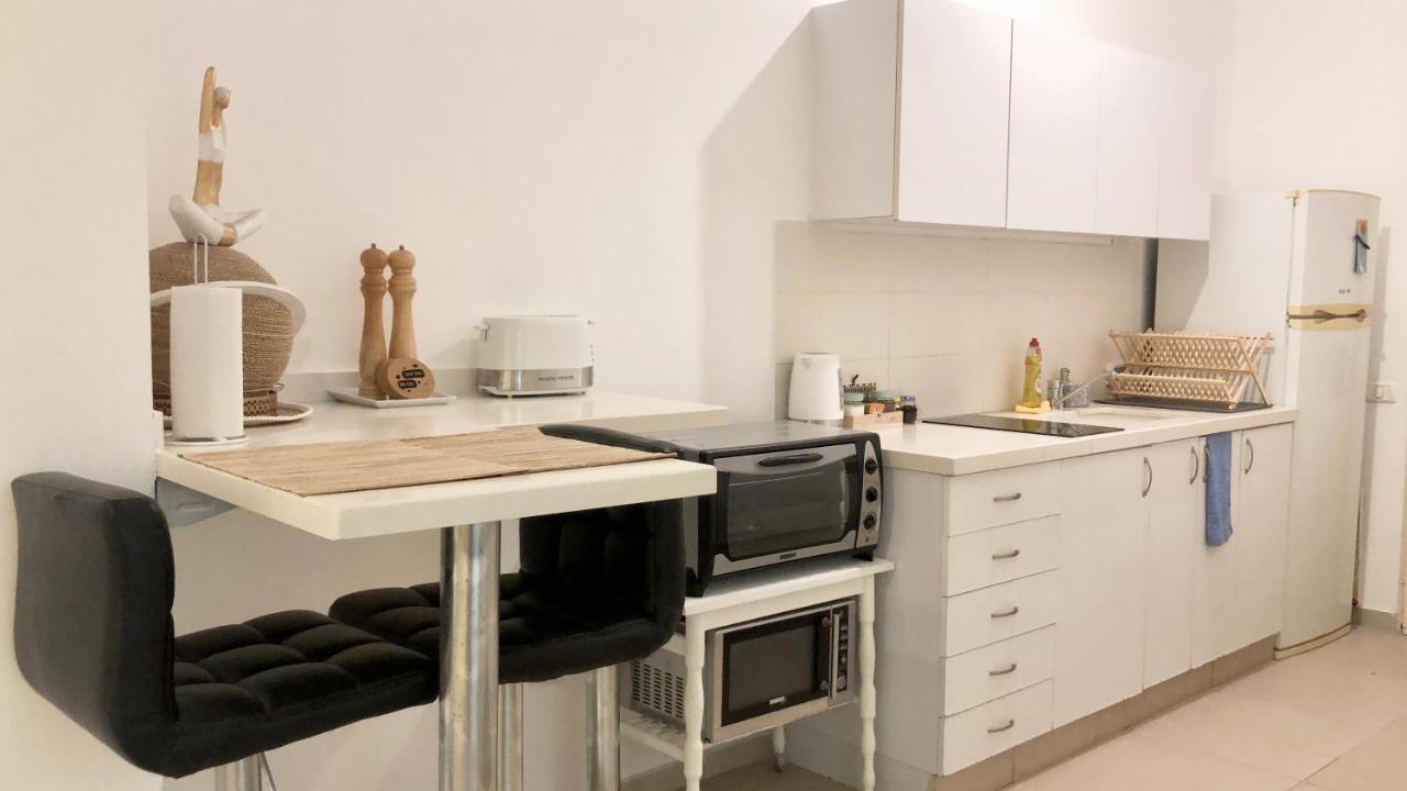 Stylish Tel Aviv Apartment Bagian luar foto
