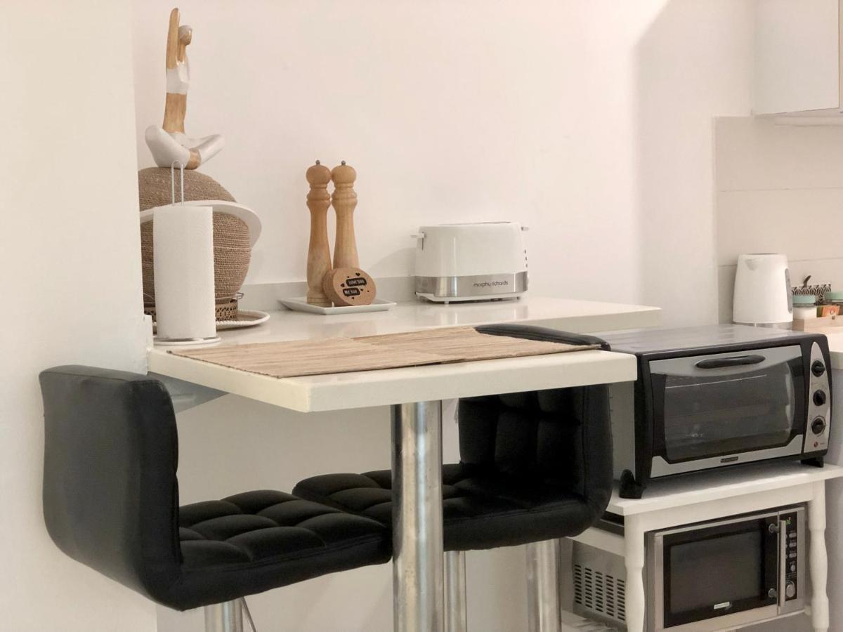 Stylish Tel Aviv Apartment Bagian luar foto